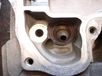 exhaust valve guide.jpg exhaust valve guide.jpg