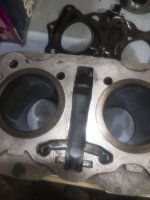 cylinder top 1.jpg