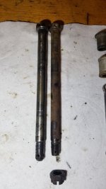 Axle Bolt 1.jpg
