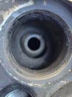 cb900 valve seat 1.jpg cb900 valve seat 1.jpg
