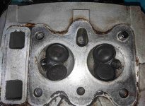 CB125K4-head-valves-1.jpg
