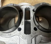 cam chain wear of cylinder bottom.jpg cam chain wear of cylinder bottom.jpg